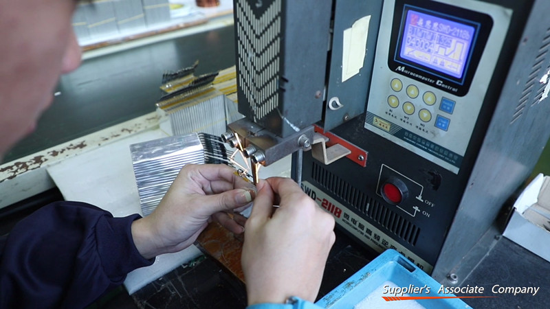 手機電池點焊.jpg