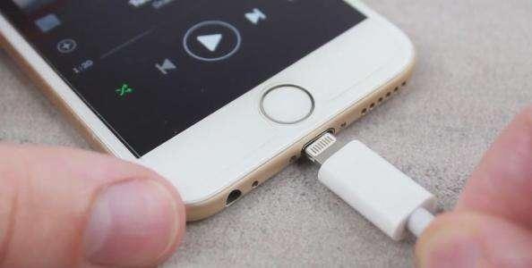 iPhone 功能告訴您什么時候更換 iPhone 電池