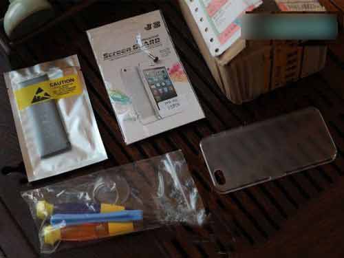 如何自行更換iPhone 5/5s電池的詳細圖文教程